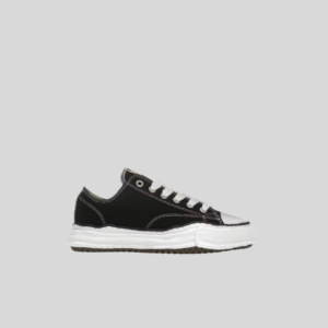 Maison Mihara Yasuhiro Peterson Black